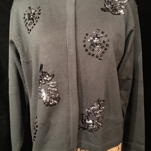 UNBRANDED Dark Gray Sequin/Beaded Cardigan, Button front, long sleeves, Size XL - Picture 1 of 8